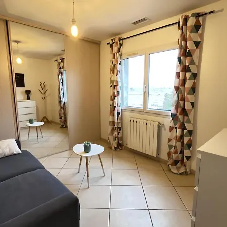 Maison Familiale 10 Min Montpellier - Calme - Jardin - 10 Min - Parking Casa vacanze Lattes