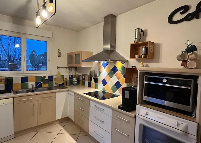 Maison Familiale 10 Min Montpellier - Calme - Jardin - 10 Min - Parking *