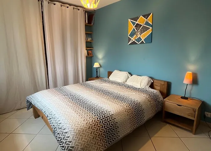 Casa de Férias Maison Familiale 10 Min Montpellier - Calme - Jardin - 10 Min - Parking *